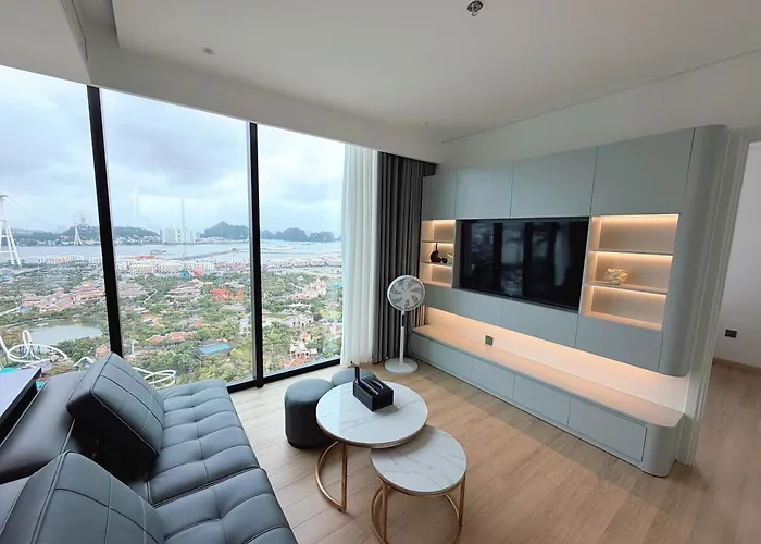 Lynhouse - The Apartamento Ha Long