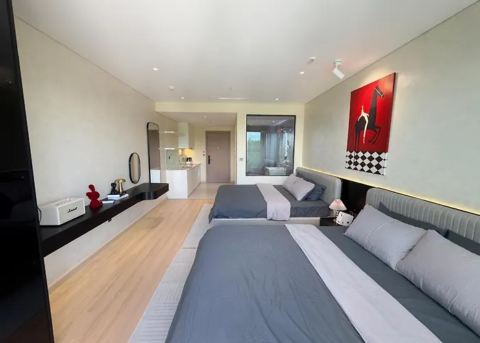 Lynhouse - The Apartamento