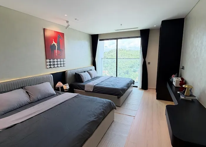 Lynhouse - The Apartamento Ha Long